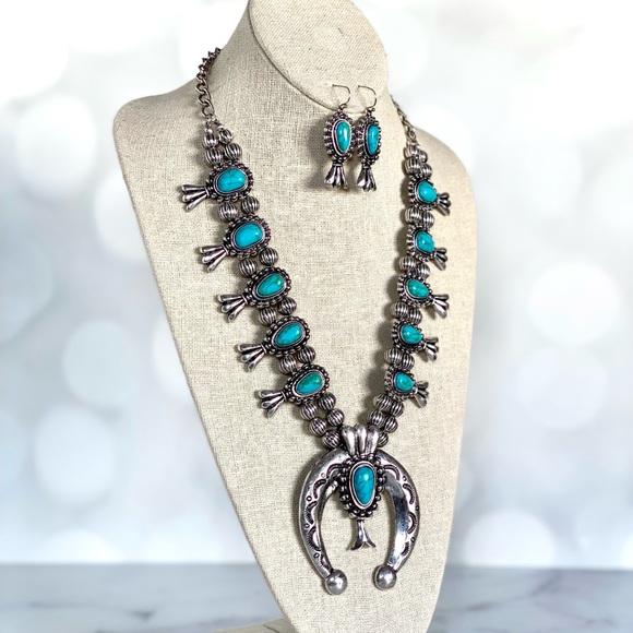 EMILUNA Jewelry - Western Boho Necklace and Earrings Set